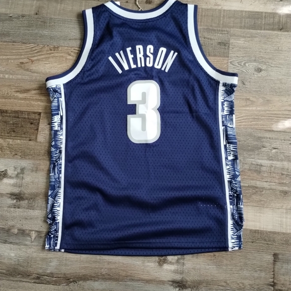 Small Medium 3XL Mitchell & Ness Allen Iverson Georgetown Hoyas 1995-96 Jersey - Picture 4 of 12